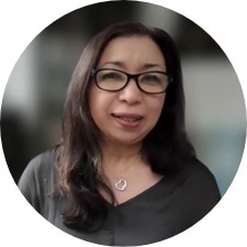 Villacrusis,-Laura_photo-circle-(Dec-2022)